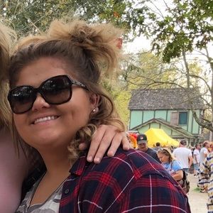 Meet your Posher, Alexa